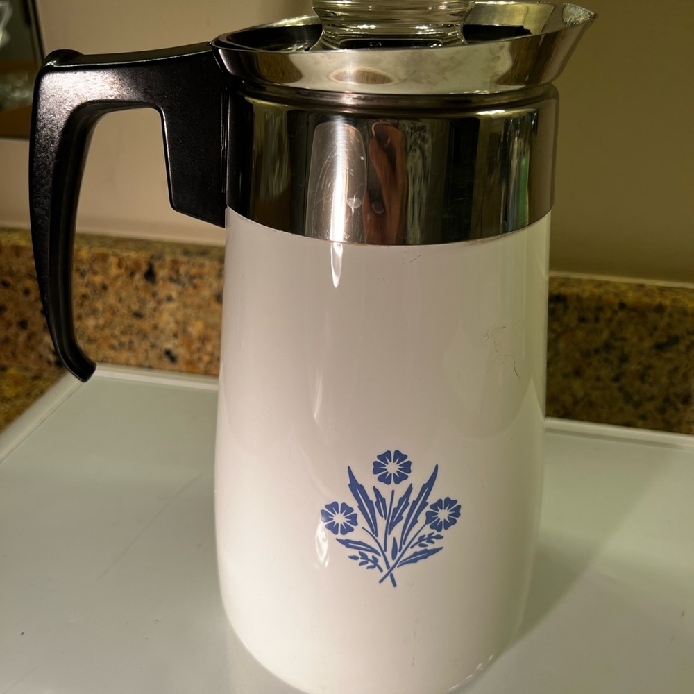 Corningware Blue Cornflower 9 Cup Coffee Pot with Original Inside Parts - Picture 3 of 12